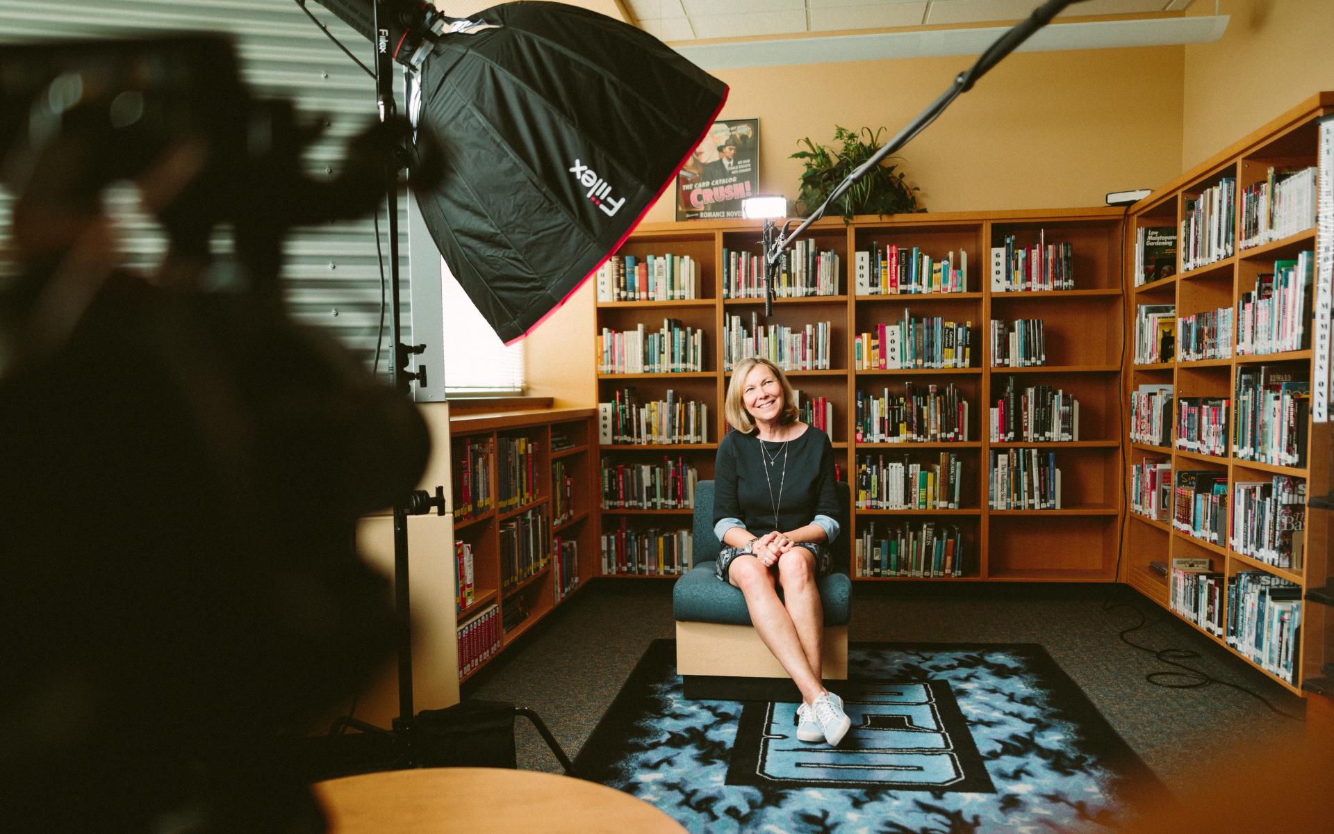 Frau im Interview